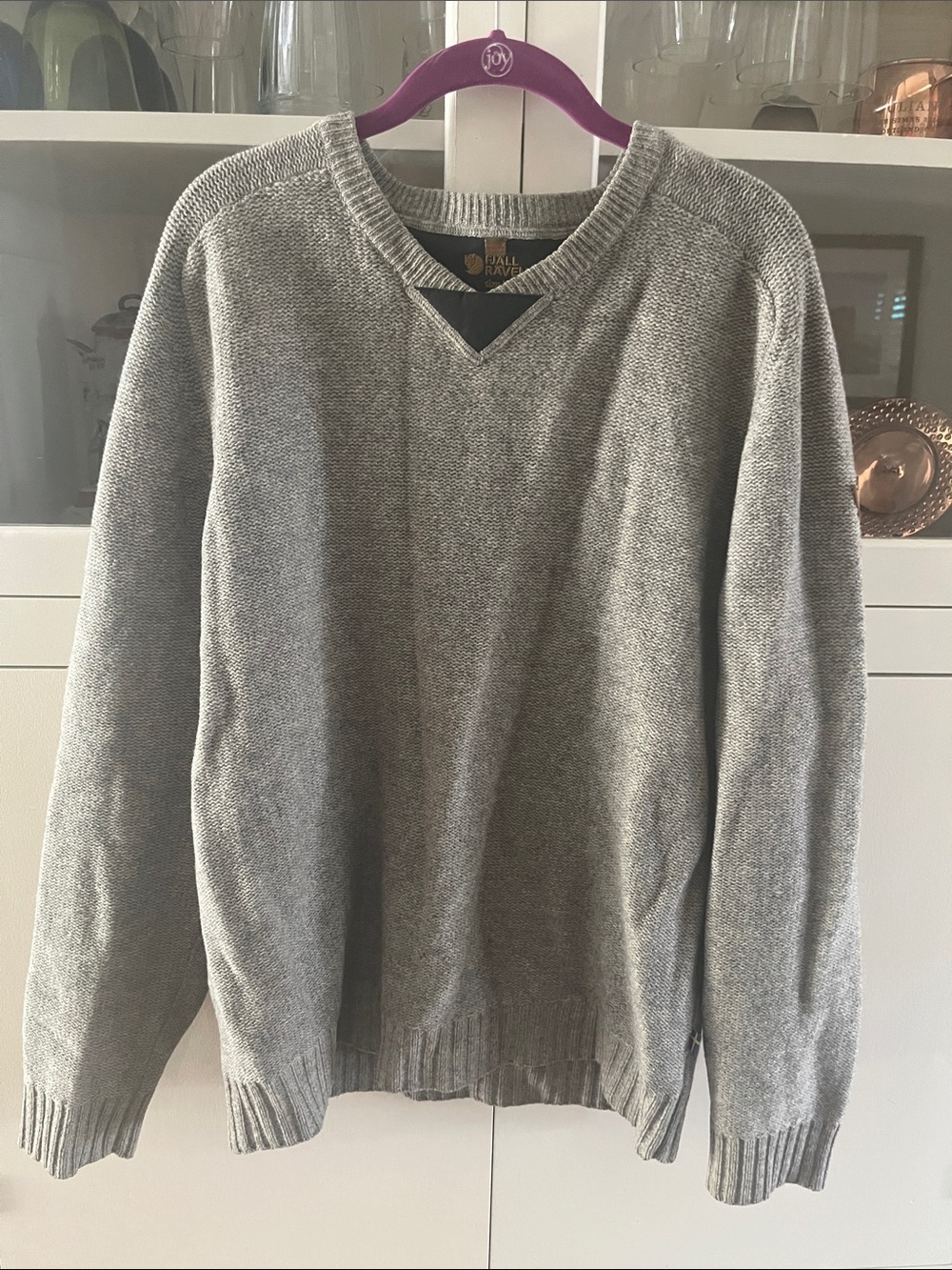 FjallRaven size L Men's Gray V-Neck Sweater
